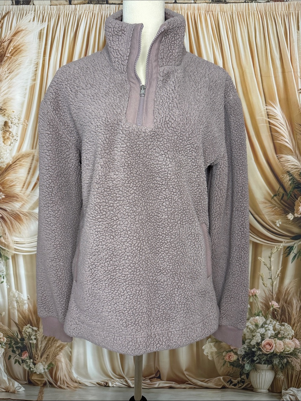 Maurices mauve sweater with soft lining
